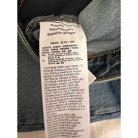 Emporio Armani J06 Slim-Fit Washed Denim Jeans - Picture 15 of 15